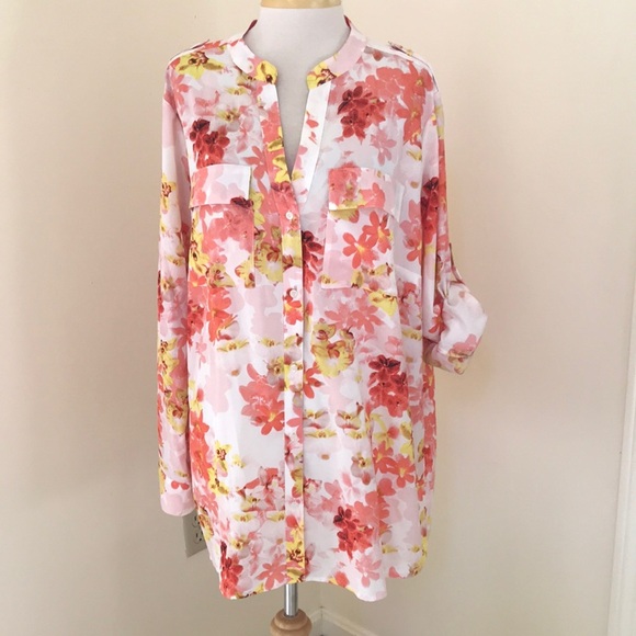 Calvin Klein 1X floral front button blouse. - Picture 1 of 8